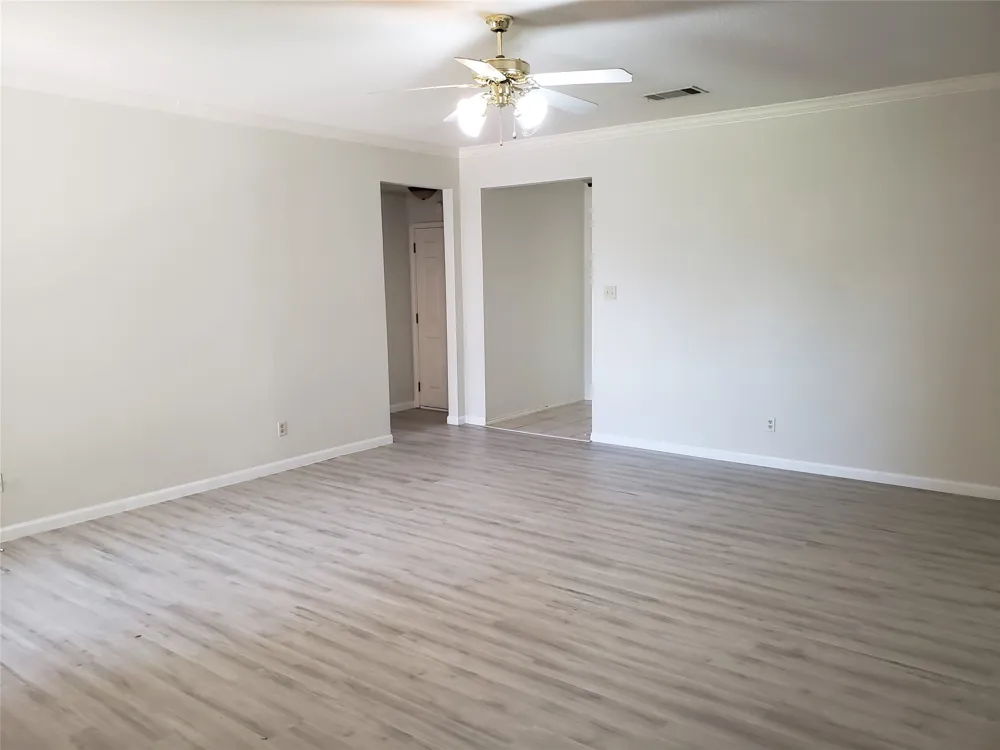 505 Thistle Meade Circle Burleson, TX 76028