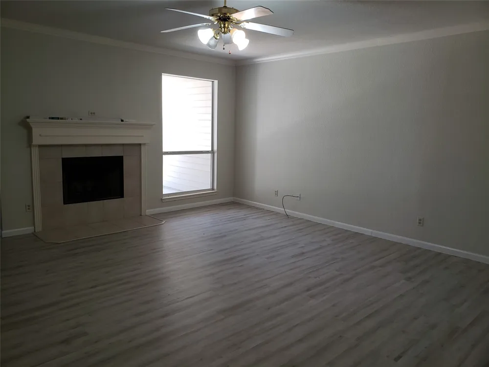 505 Thistle Meade Circle Burleson, TX 76028
