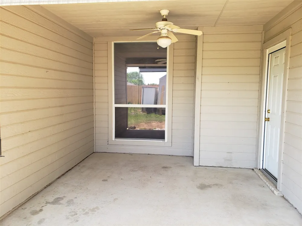 505 Thistle Meade Circle Burleson, TX 76028