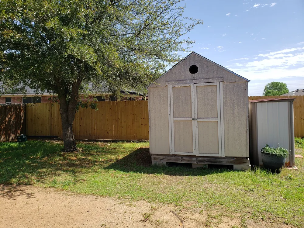 505 Thistle Meade Circle Burleson, TX 76028
