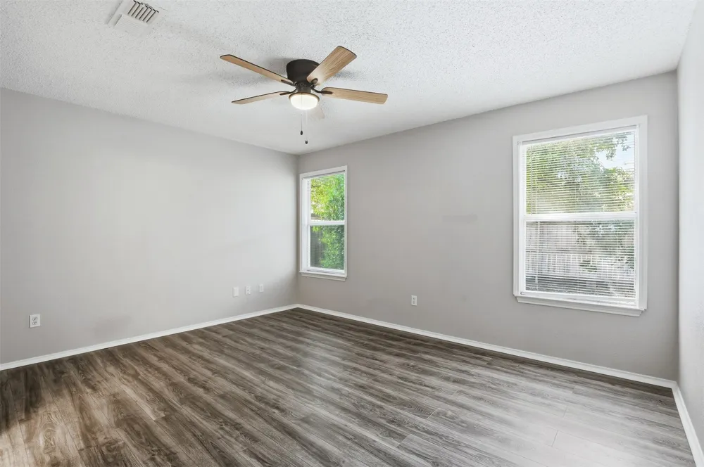10616 Shadywood Drive Fort Worth, TX 76140