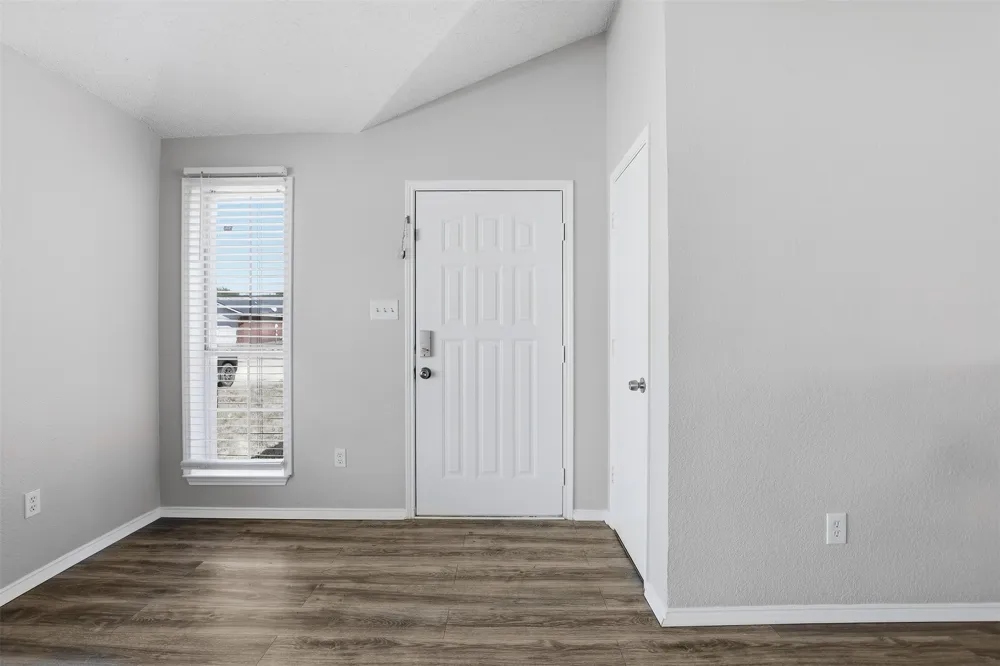 10616 Shadywood Drive Fort Worth, TX 76140