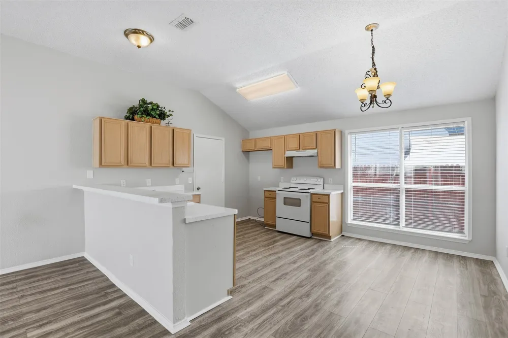10616 Shadywood Drive Fort Worth, TX 76140