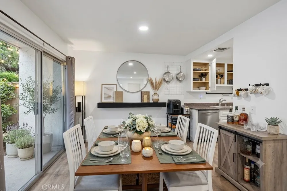 1346 E Hillcrest #40 Thousand Oaks, CA 91362