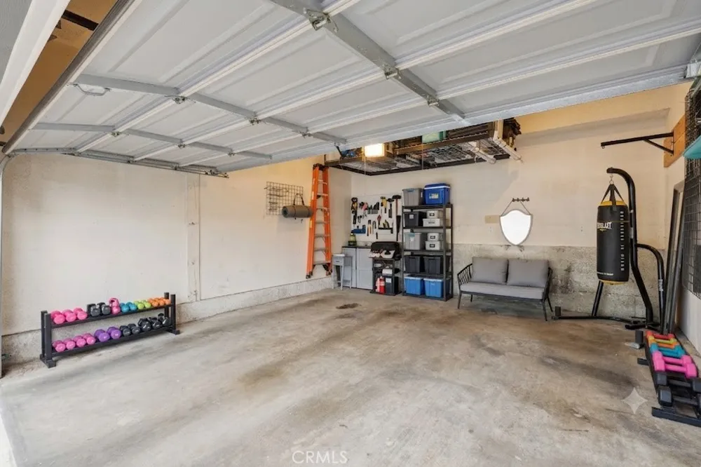 1346 E Hillcrest #40 Thousand Oaks, CA 91362