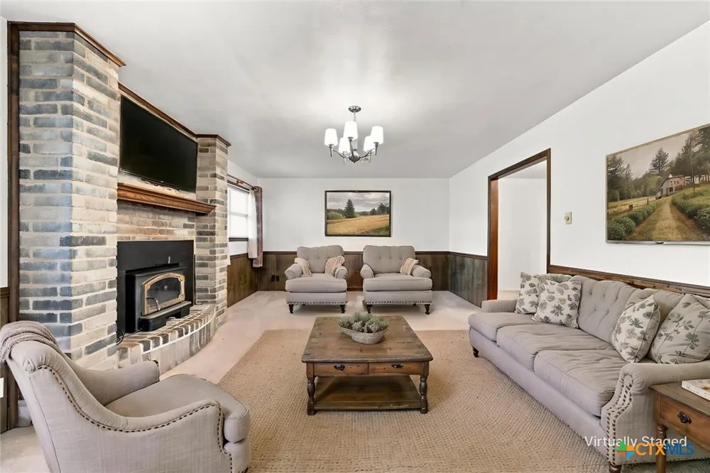 484 Thompson Road Troy, TX 76579