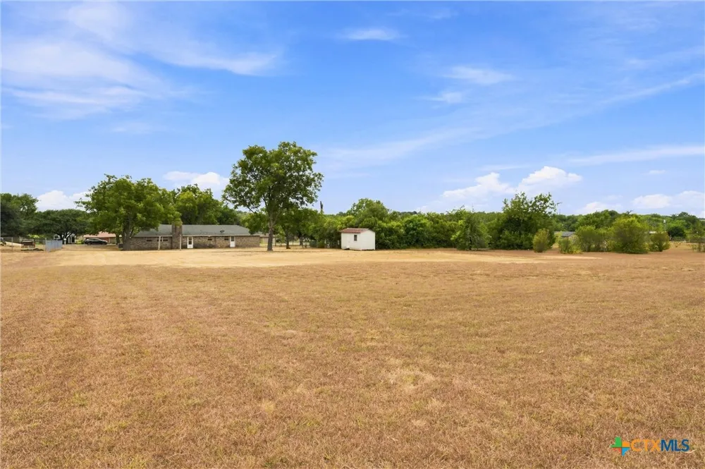 484 Thompson Road Troy, TX 76579
