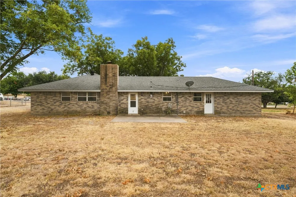 484 Thompson Road Troy, TX 76579
