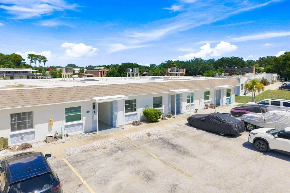 593 WESTWINDS DRIVE #593 Palm Harbor, FL 34683