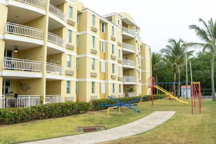 VILLAS D MAR BEACH RESORT BO. MEDIANIA ALTA #d-203 Loiza, PR 00772