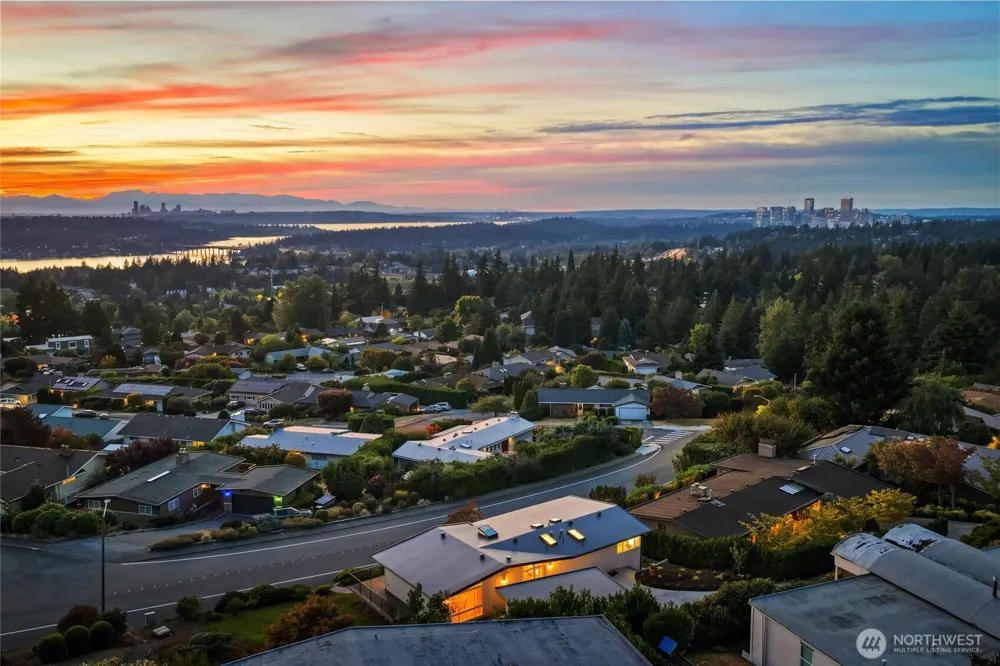 4360 Somerset Boulevard SE Bellevue, WA 98006