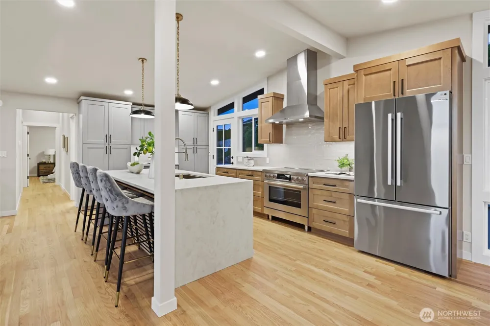 4360 Somerset Boulevard SE Bellevue, WA 98006