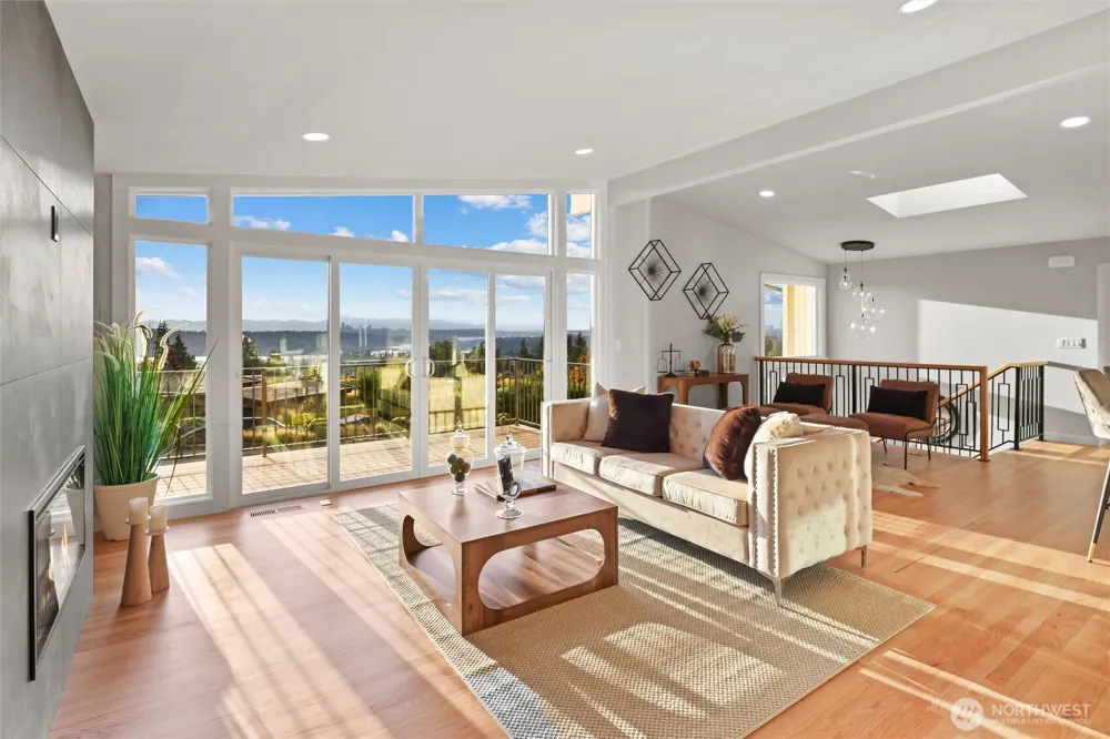 4360 Somerset Boulevard SE Bellevue, WA 98006
