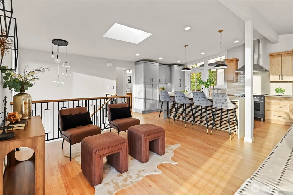 4360 Somerset Boulevard SE Bellevue, WA 98006