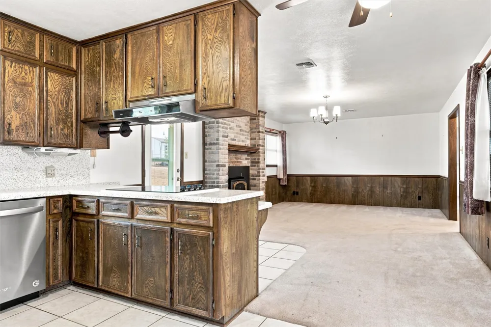 484 Thompson Road Troy, TX 76579