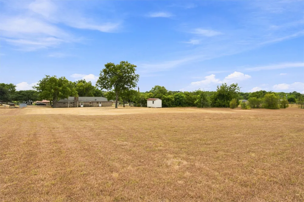 484 Thompson Road Troy, TX 76579