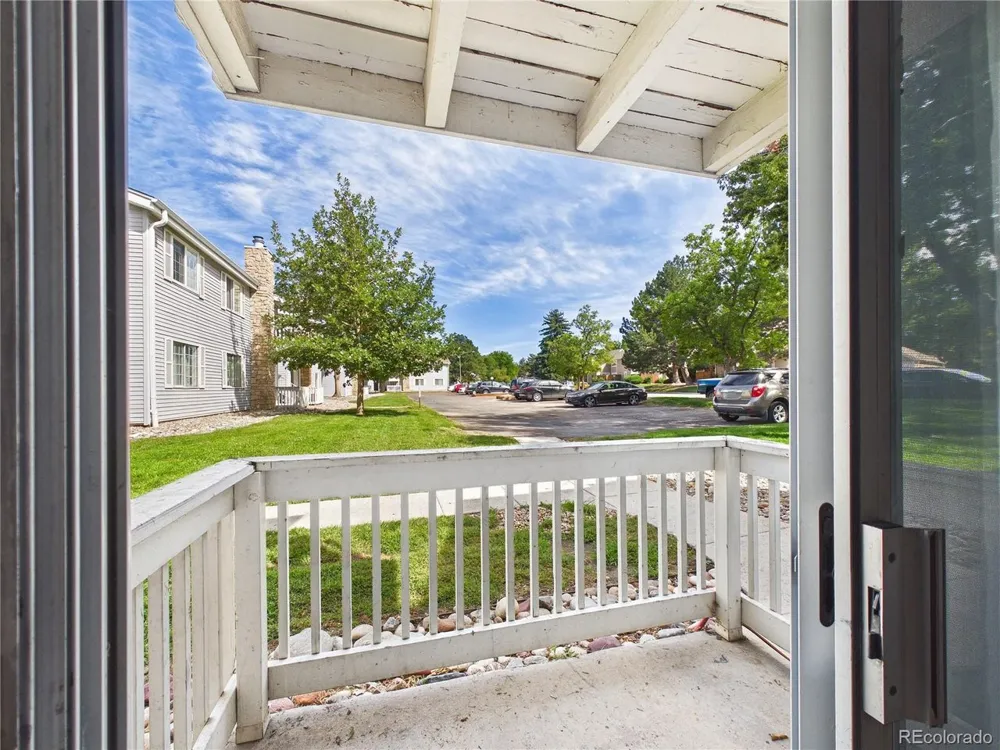 1926 S Vaughn Way #104 Aurora, CO 80014