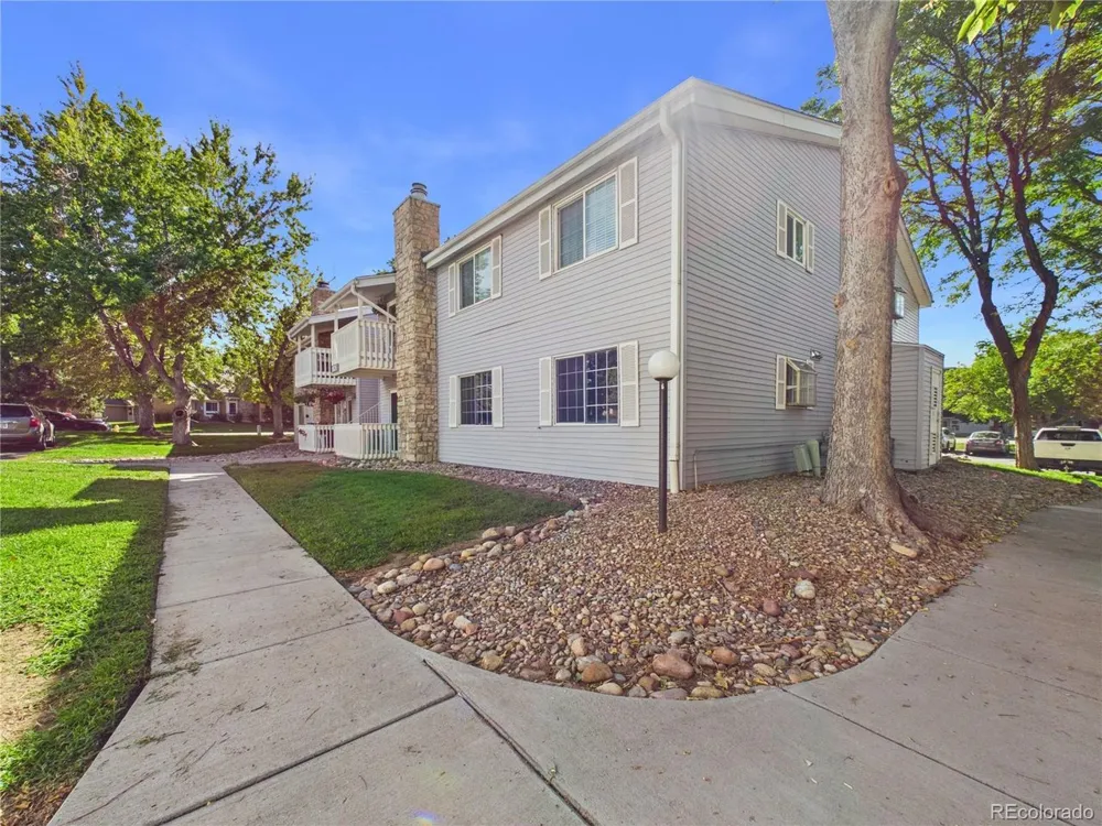 1926 S Vaughn Way #104 Aurora, CO 80014