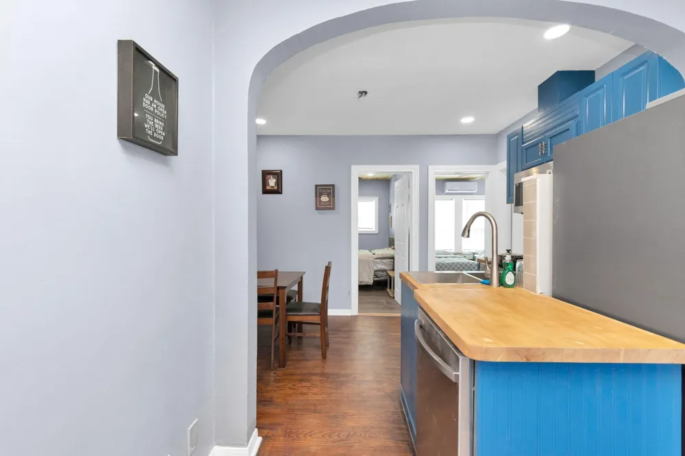 915 8th Street #1 Galveston, TX 77550