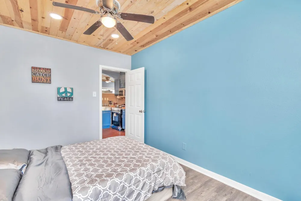 915 8th Street #1 Galveston, TX 77550