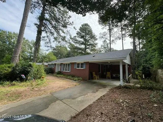 502 Lafayette Street Clinton, NC 28328