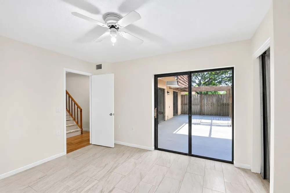 1923 19th Lane 