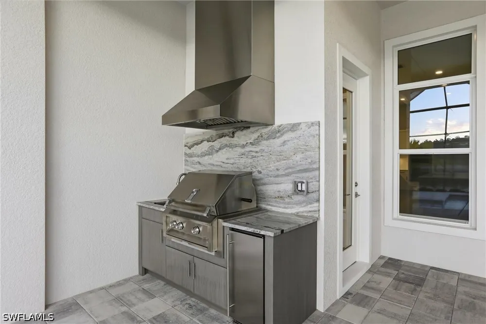 Moonflower Lane Other, FL 34114
