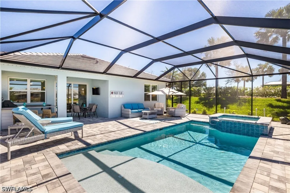 Stillwater Way Naples, FL 34114