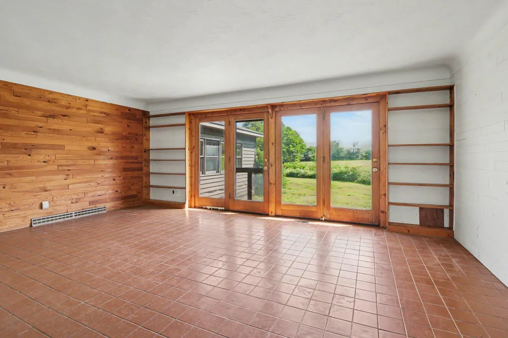 8443 Matthews Highway Tecumseh Township, MI 49286