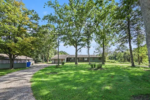 8443 Matthews Highway