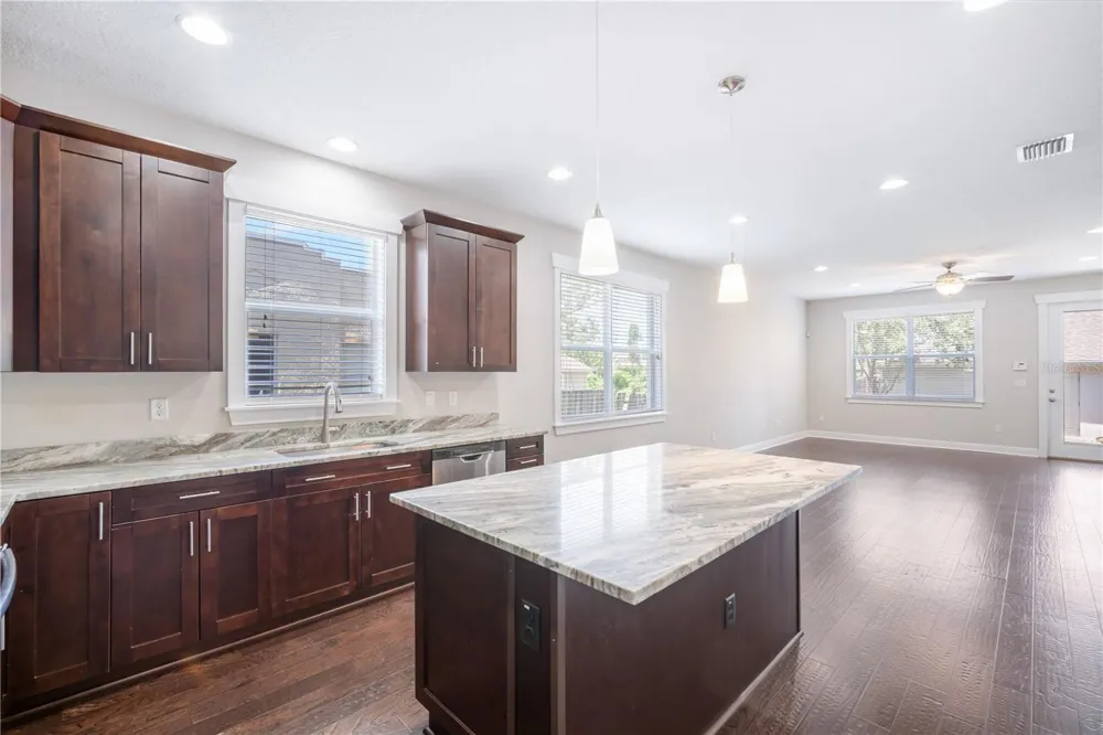 2505 W NORTH A STREET #2 Tampa, FL 33609