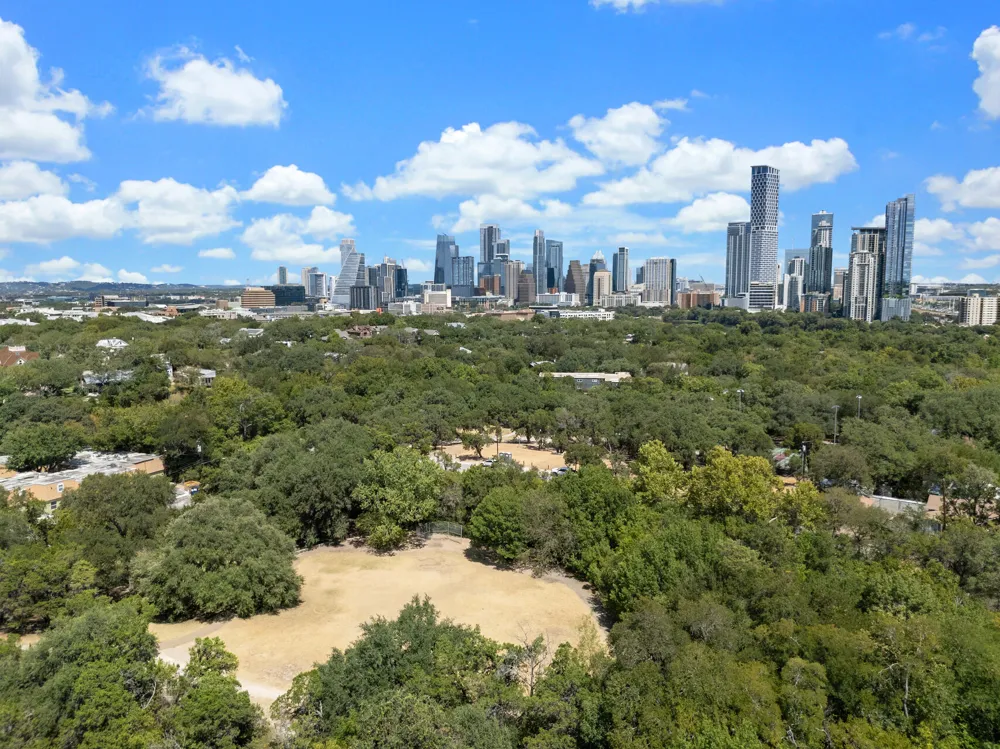 1500 Eastside Drive #101 Austin, TX 78704