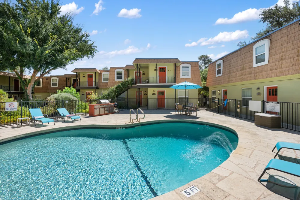 1500 Eastside Drive #101 Austin, TX 78704