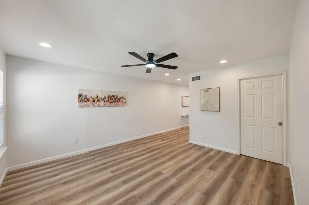 1500 Eastside Drive #101 Austin, TX 78704