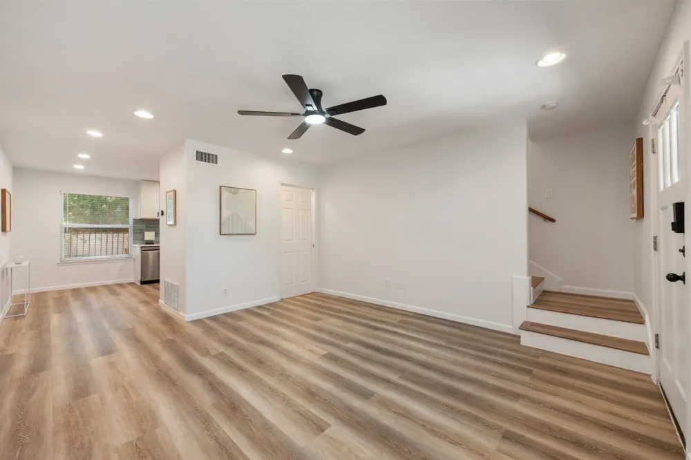 1500 Eastside Drive #101 Austin, TX 78704