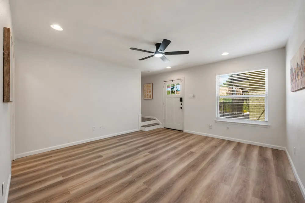 1500 Eastside Drive #101 Austin, TX 78704