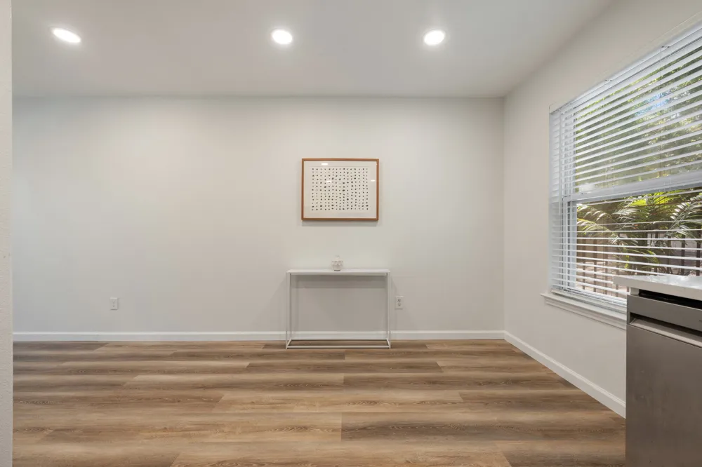 1500 Eastside Drive #101 Austin, TX 78704