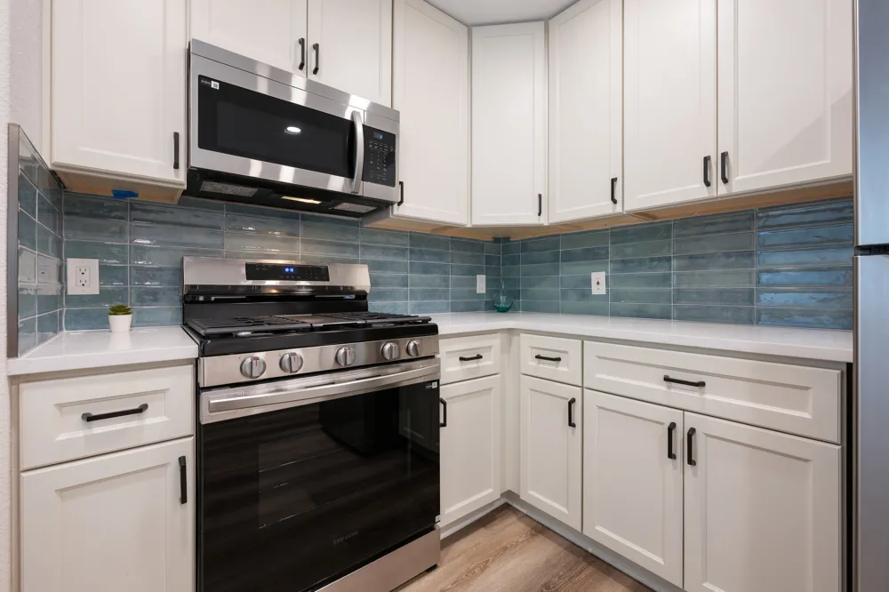 1500 Eastside Drive #101 Austin, TX 78704