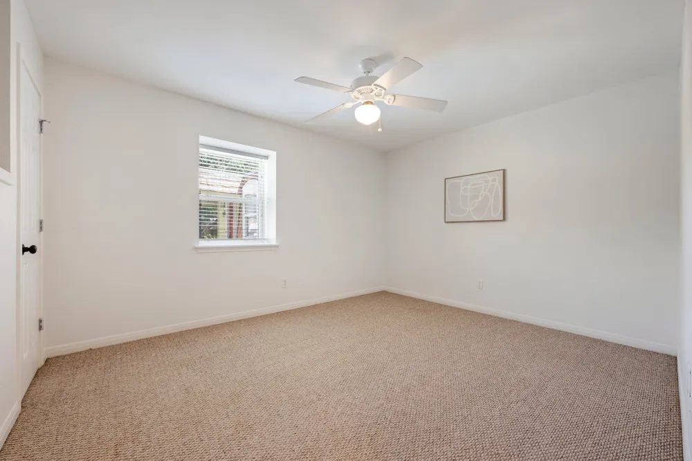 1500 Eastside Drive #101 Austin, TX 78704