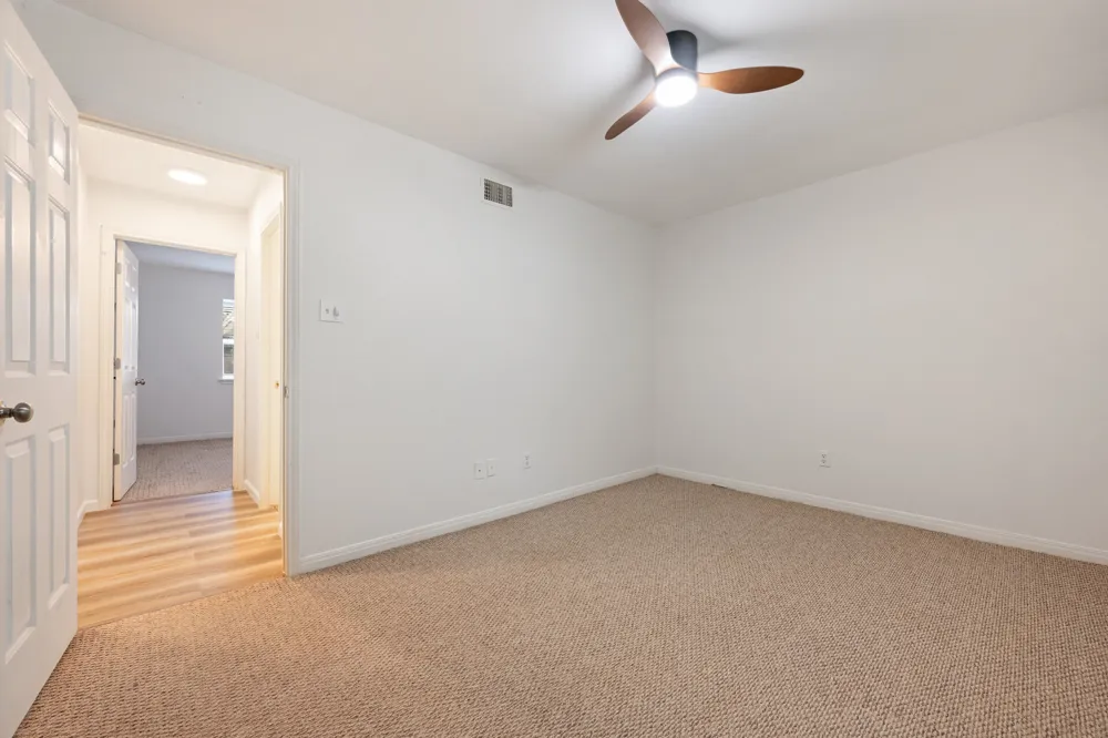 1500 Eastside Drive #101 Austin, TX 78704
