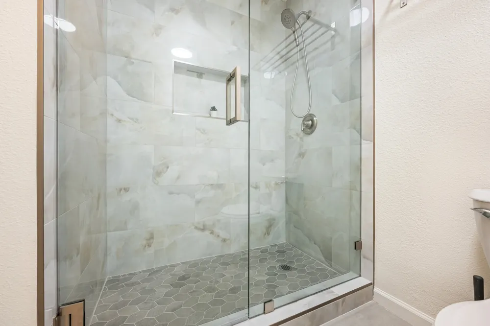 1500 Eastside Drive #101 Austin, TX 78704