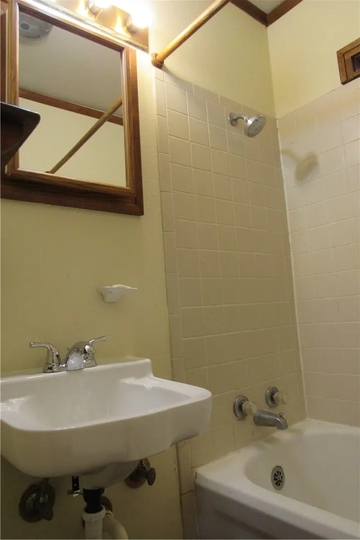 1101 Maufrais Street #C Austin, TX 78703