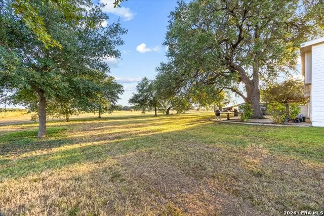 15080 MACDONA LACOSTE RD LaCoste, TX 78039