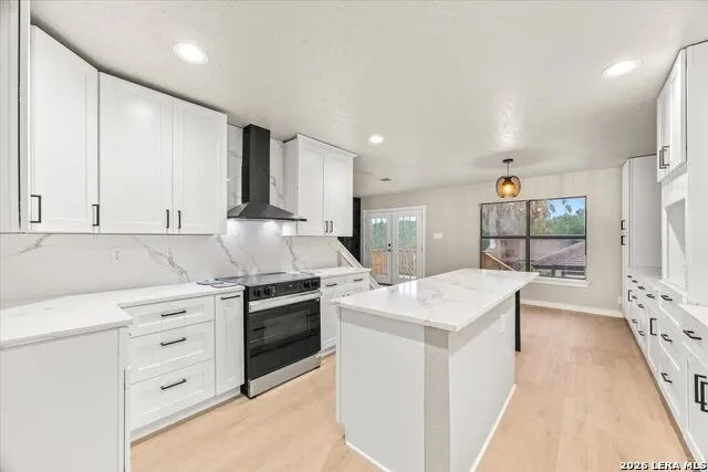 7738 OAKHILL PARK DR San Antonio, TX 78249