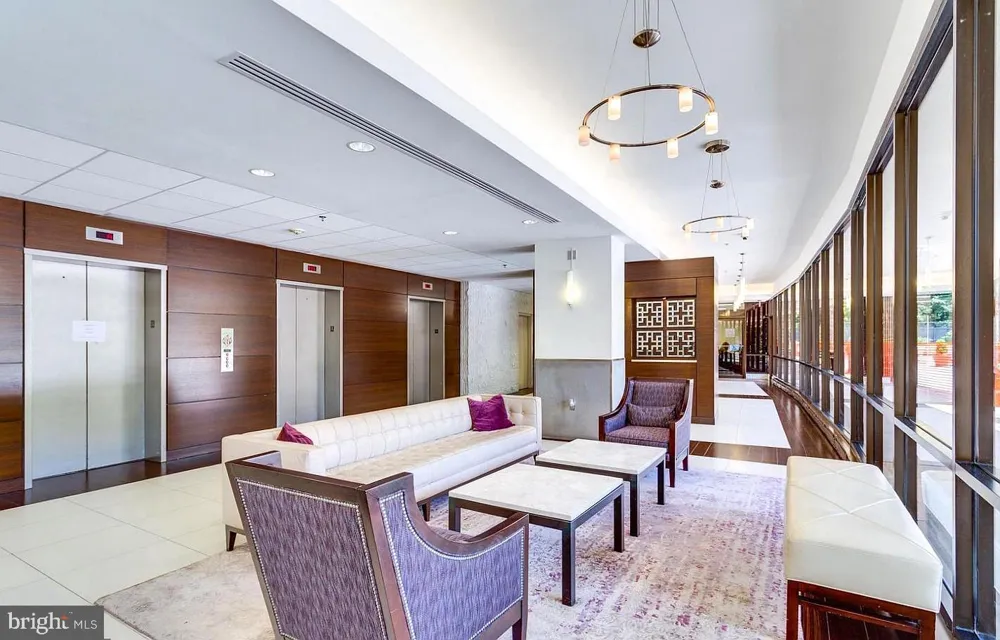 6301 STEVENSON AVENUE #110 Alexandria, VA 22304