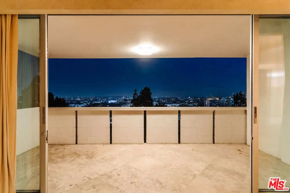 8787 Shoreham Drive #407 West Hollywood, CA 90069