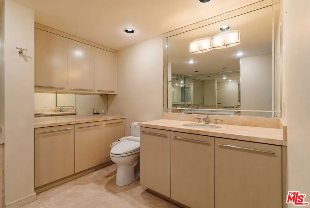 8787 Shoreham Drive #407 West Hollywood, CA 90069
