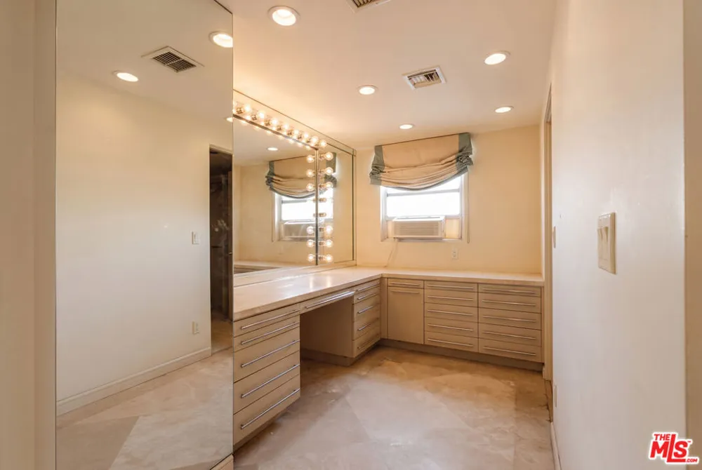 8787 Shoreham Drive #407 West Hollywood, CA 90069