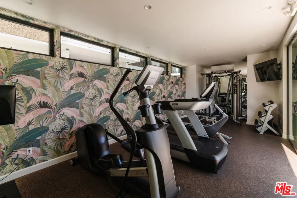 8787 Shoreham Drive #407 West Hollywood, CA 90069