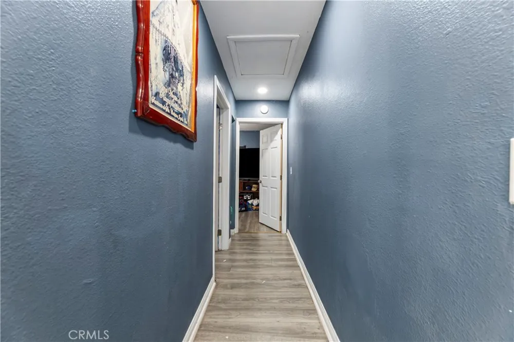 907 E 109th Los Angeles, CA 90059